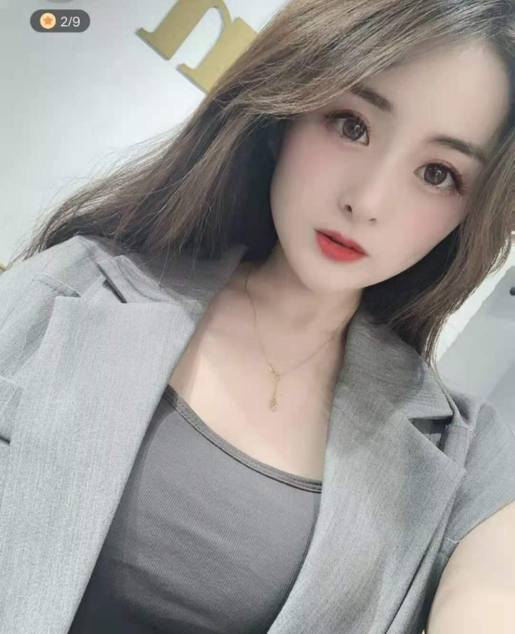 外表清纯的小倩